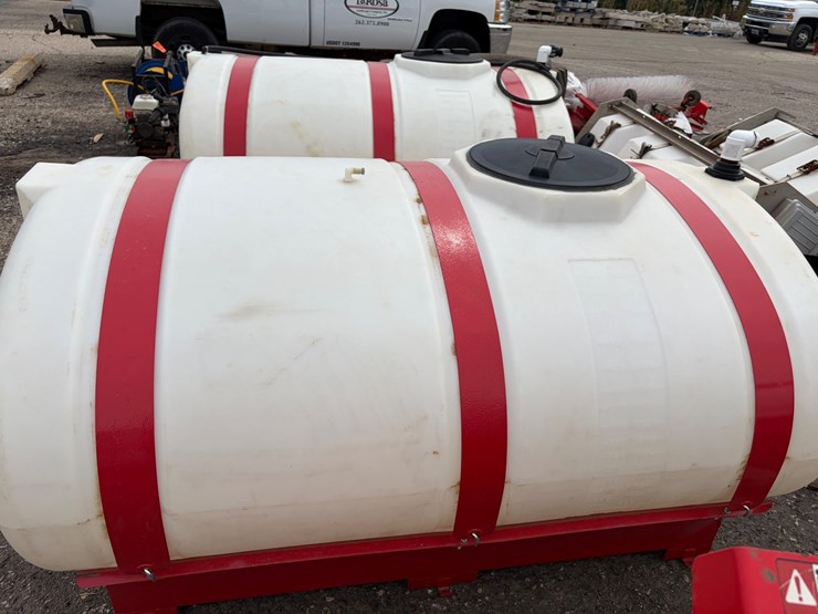 #8387-•-500-gallon-sprayer-system-image-11