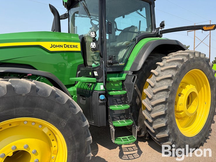 2023-john-deere-8r-340-image-15