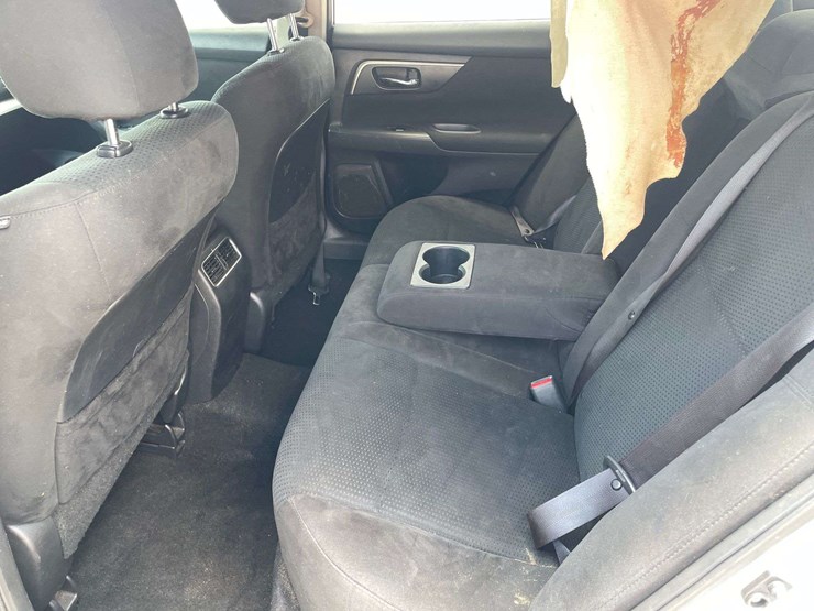 2015-nissan-altima-sv-4-door-sedan-(163,832-miles)-image-14