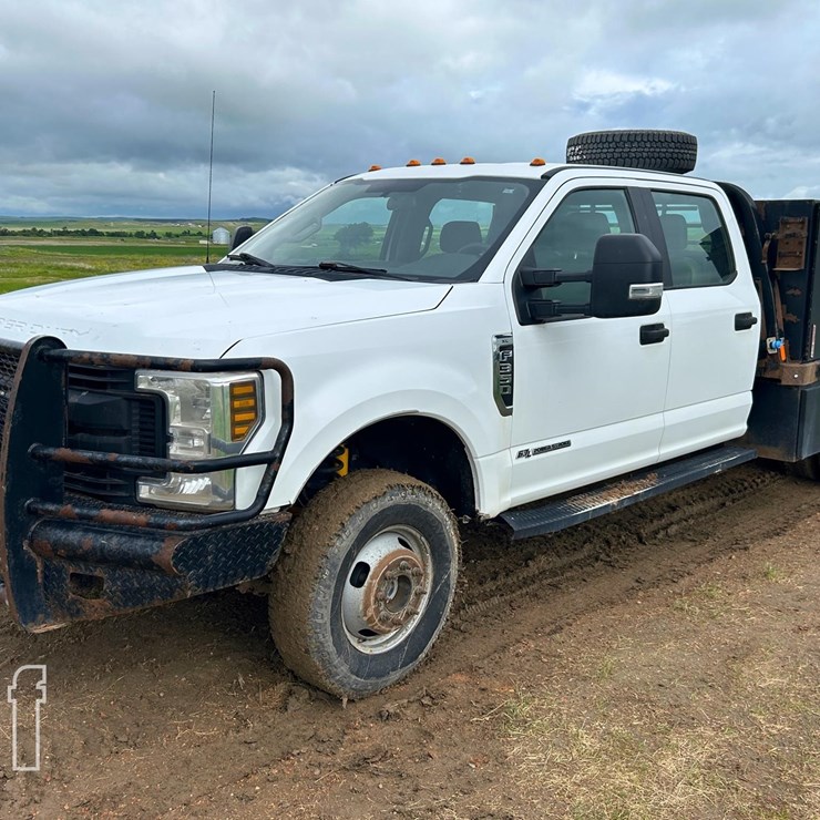2019 FORD F350 XL
