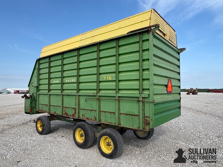 john-deere-716-image-7