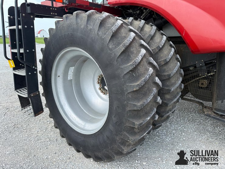 2016-case-ih-8240-image-15