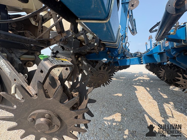 kinze-3200-image-10