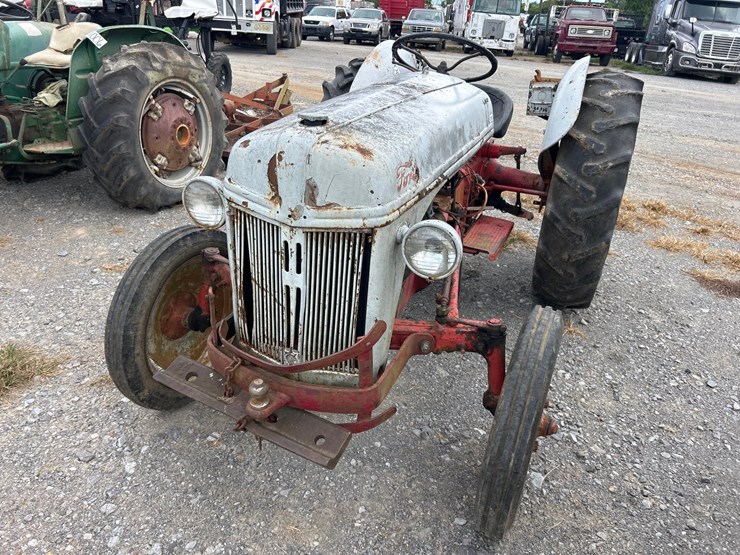 ford-8n-image-6