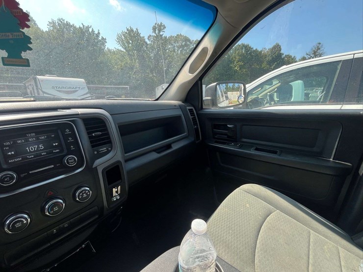 2017-dodge-1500-image-16