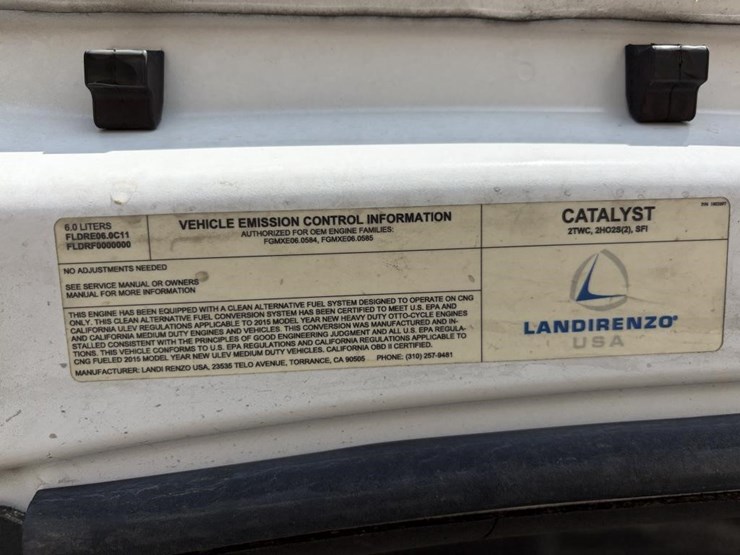 2015-chevrolet-silverado-2500-image-9