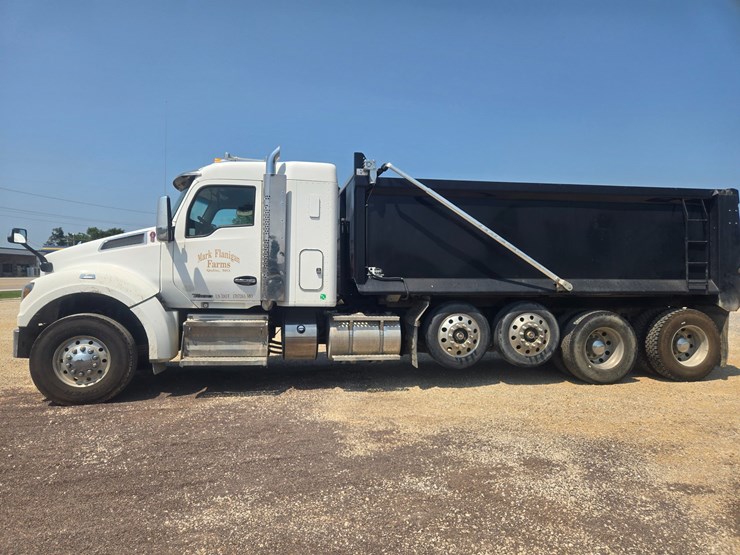 2019-kenworth-t880-image-7