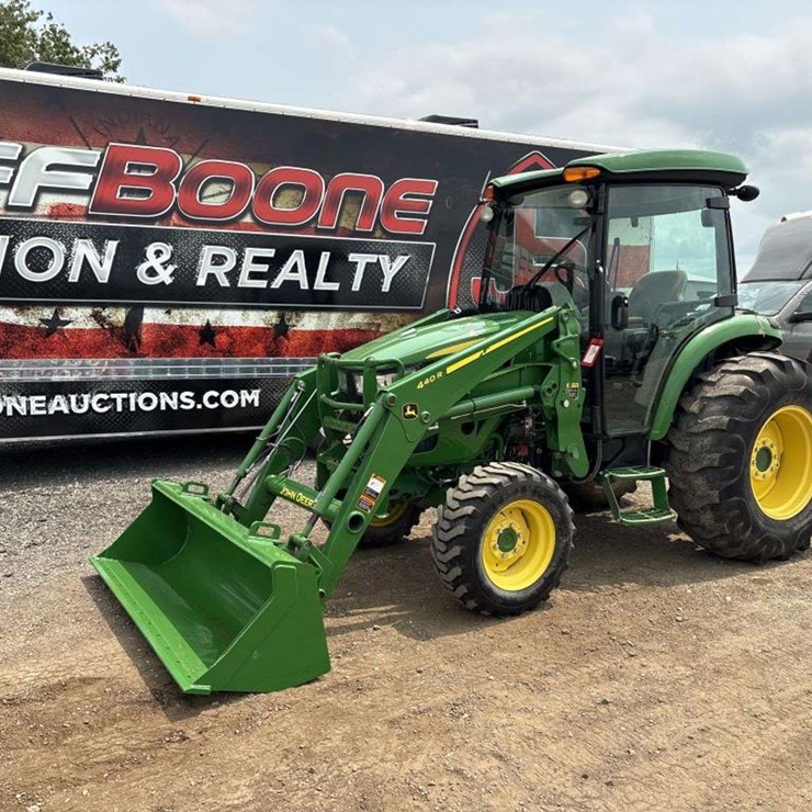 JOHN DEERE 4066R