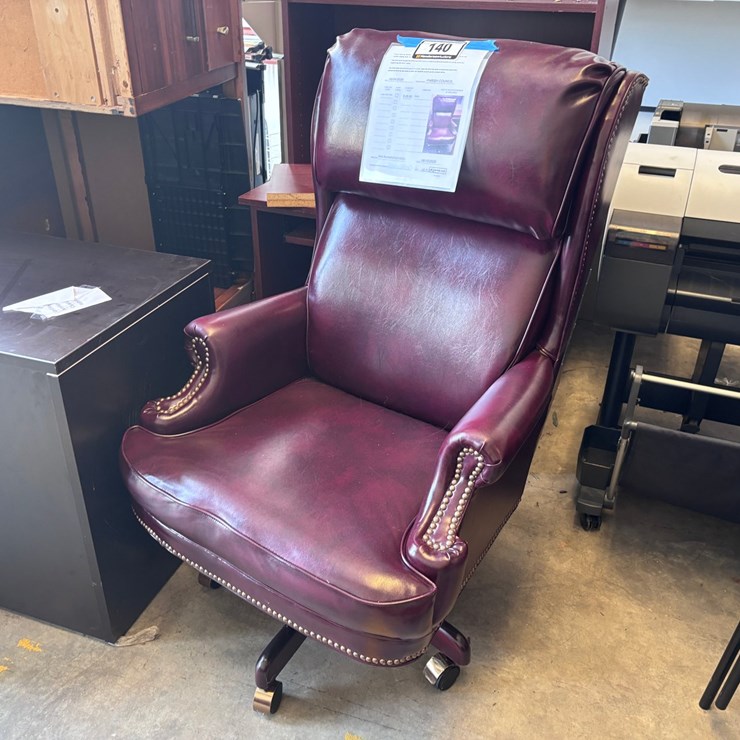 #140 • Large Desk Chair