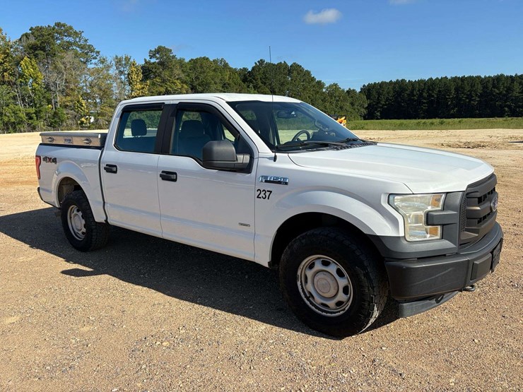 2017-ford-f150-image-4
