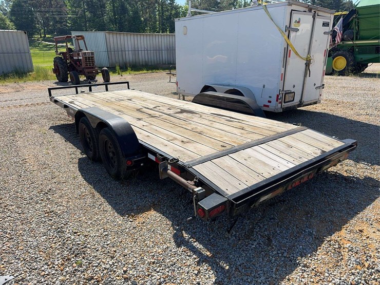 2022-load-trail-carhauler-image-6