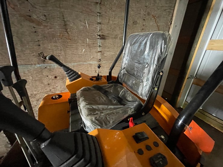 #9731-•-future-mini-excavator-image-15