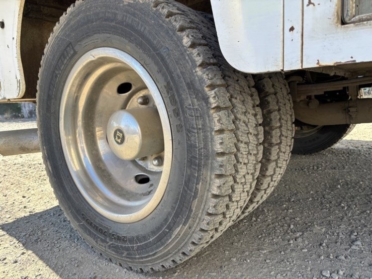 1999-ford-f450-image-10