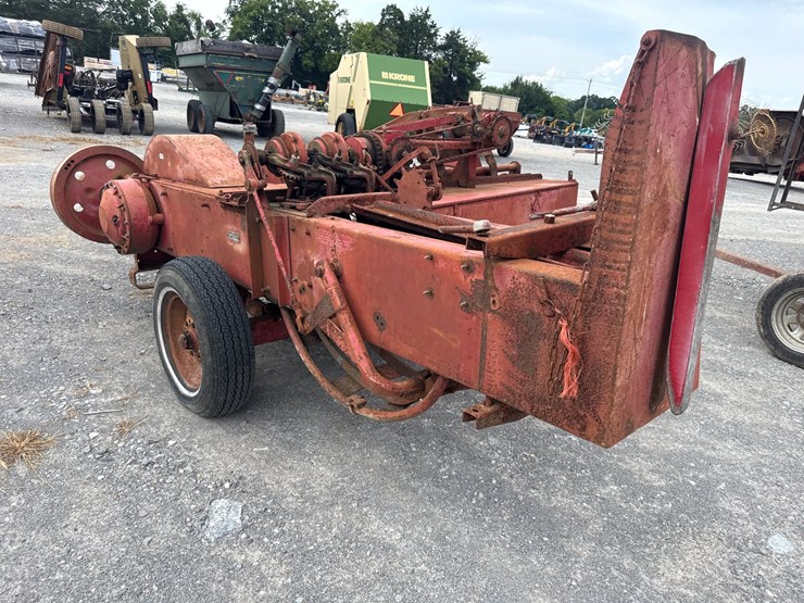 massey-ferguson-10-image-5