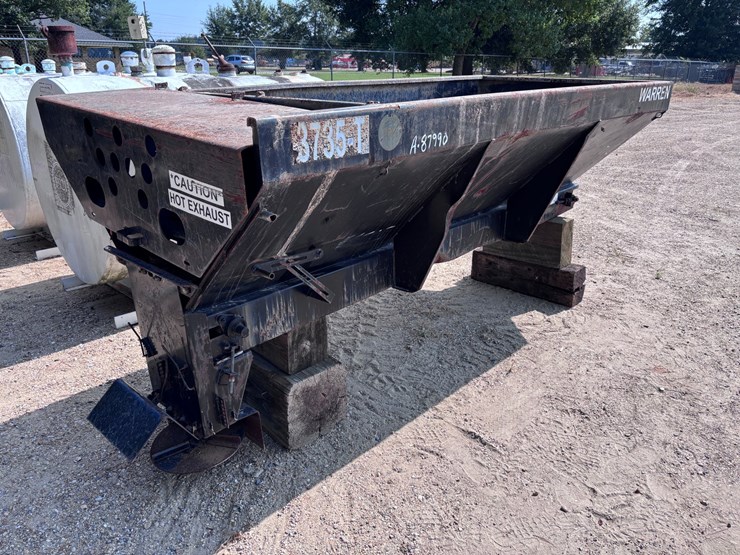 #1609-•-warren-sand-spreader-with-honda-gxv-340-motor-image-2