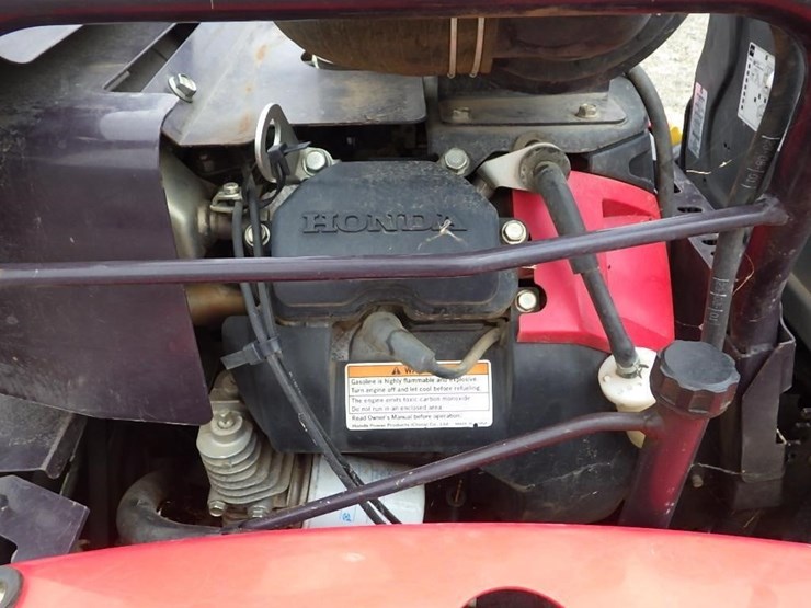 canycom-cmx2402-ride-on-mower-image-11