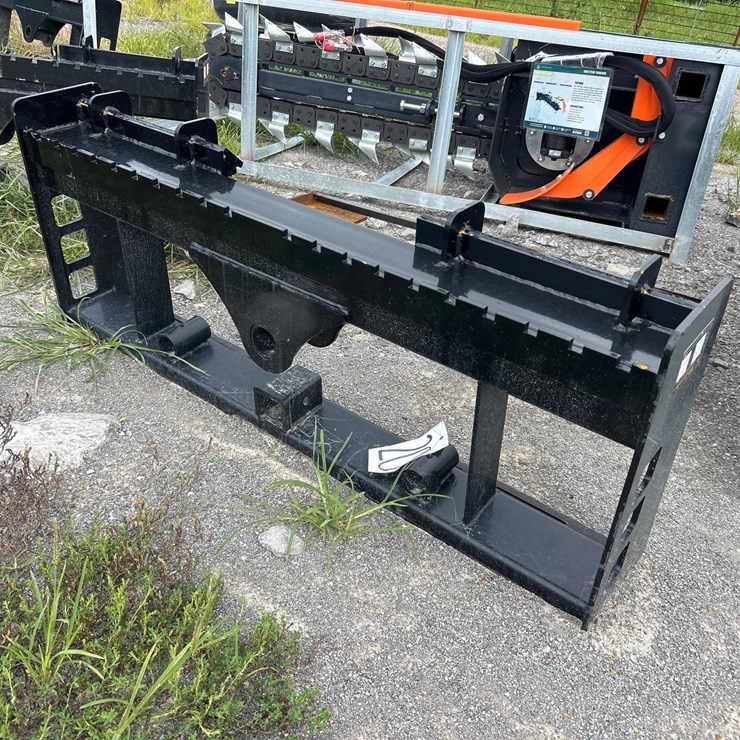 #20 • PALLET FORK / HAY SPEAR FRAME FOR SKID STEER