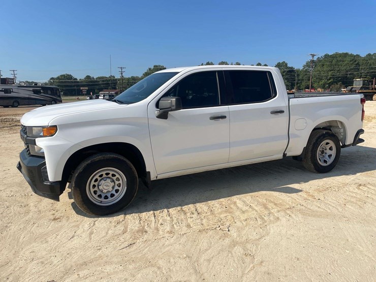 2019-chevrolet-silverado-1500-image-1