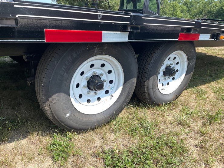 #7975-•-2020-cornelius-tandem-axle-deck-over-trailer-(has-wi-title)-image-28