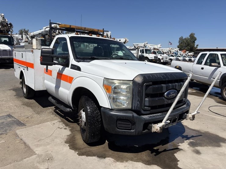 2014-ford-f350-image-2