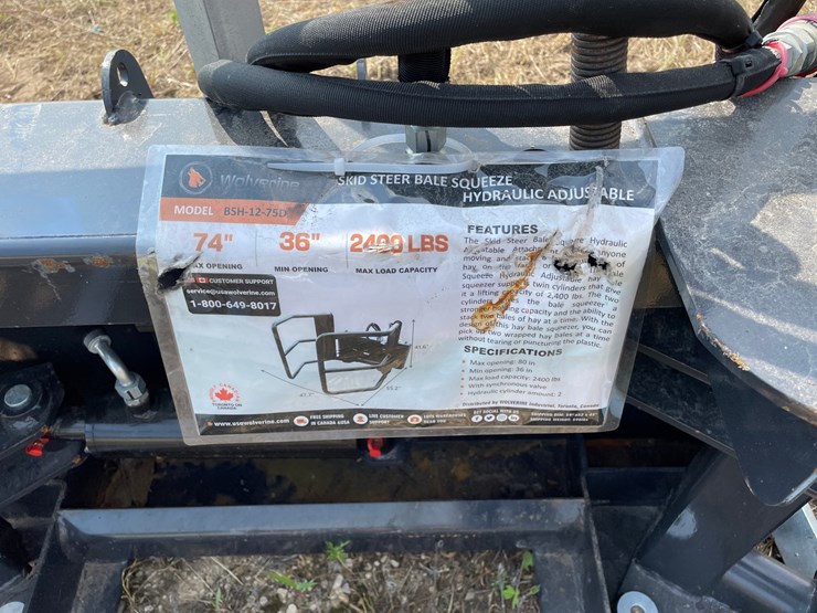 #9758-•-wolverine-universal-hydraulic-bale-squeeze-attachment-image-7