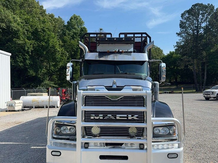 2017-mack-td-(titan)-713-grapple-truck-image-11