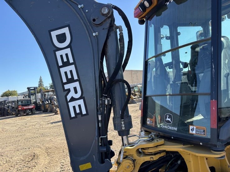 2020-john-deere-2020-image-26