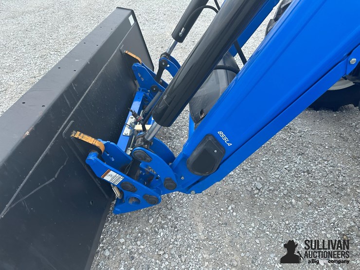 2023-new-holland-t6.145-image-11