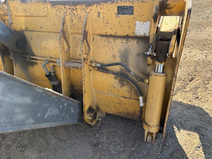 2007-deere-410j-image-13