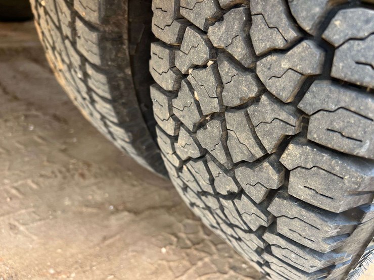 2005-ford-f350-image-15