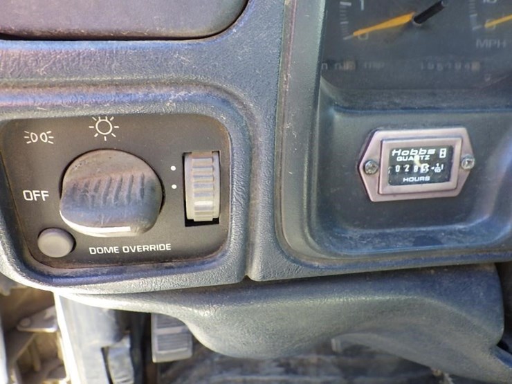 1997-chevrolet-3500-image-37