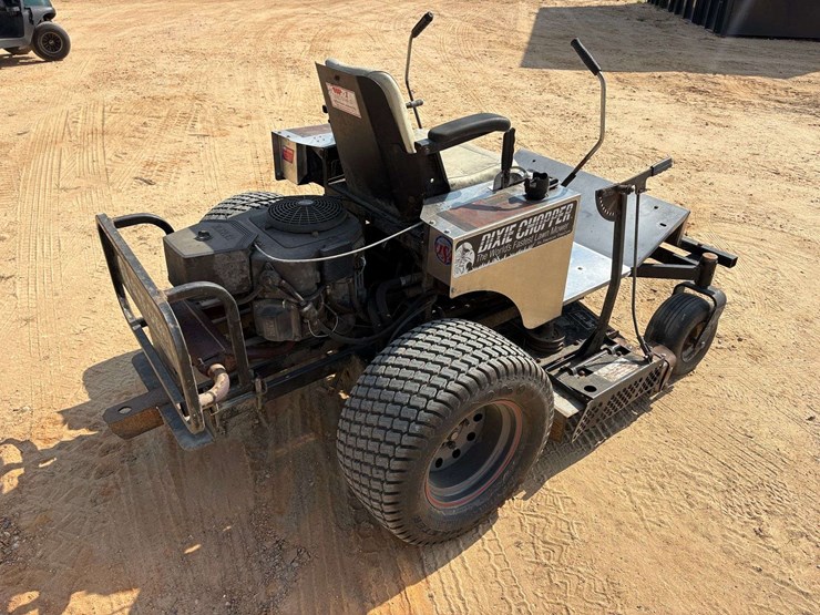 dixie-chopper-50"-zero-turn-lawn-mower-image-3