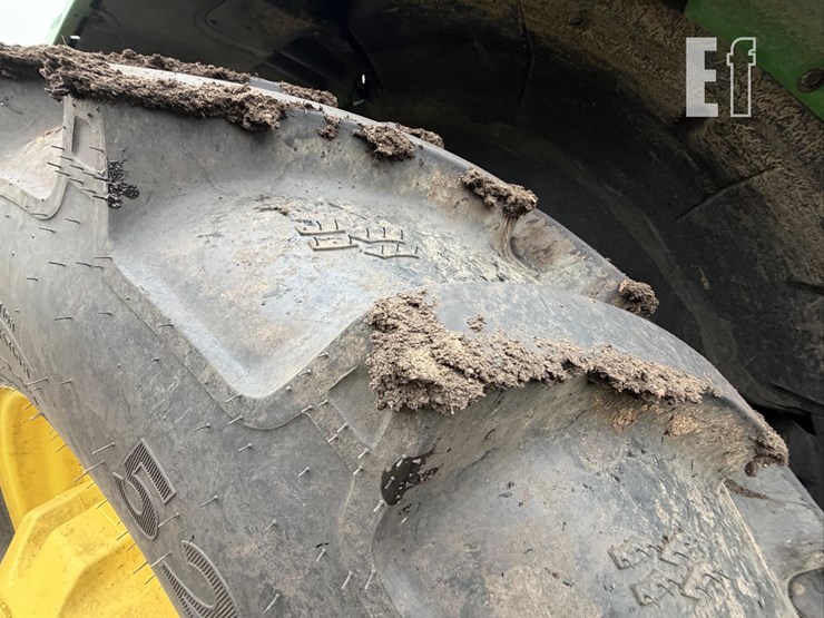 2014-john-deere-6190r-image-16