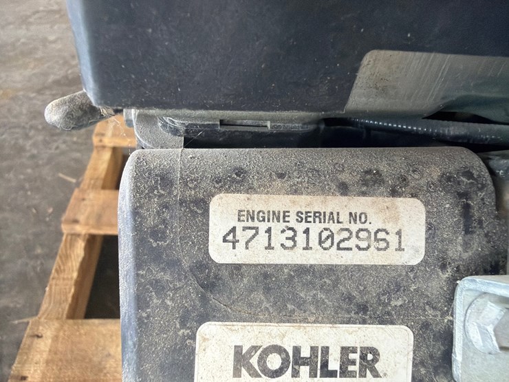 #24130-•-747cc-kholer-command-pro-engine-image-11