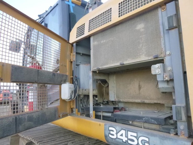 2019-deere-345g-lc-image-16