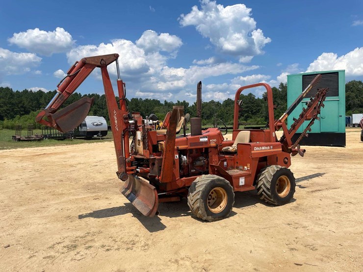 ditch-witch-4010-image-1