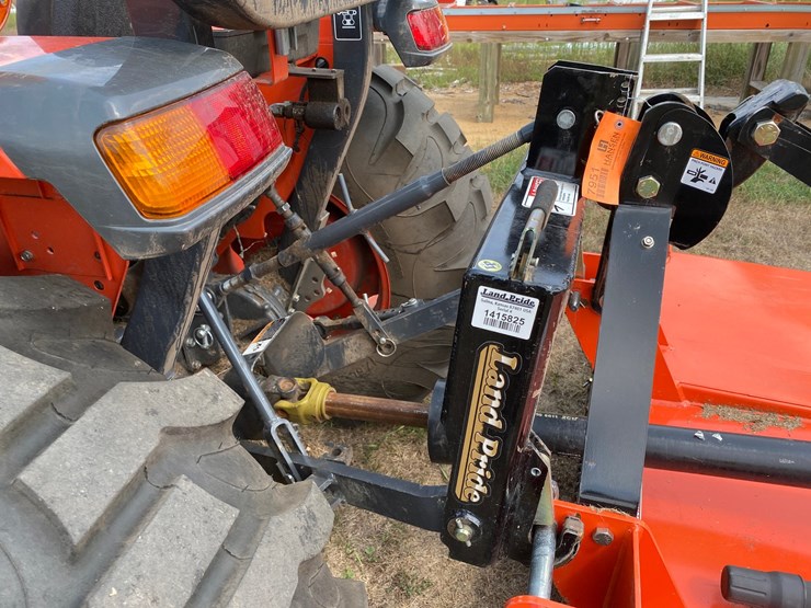 2019-kubota-l4701d-image-22