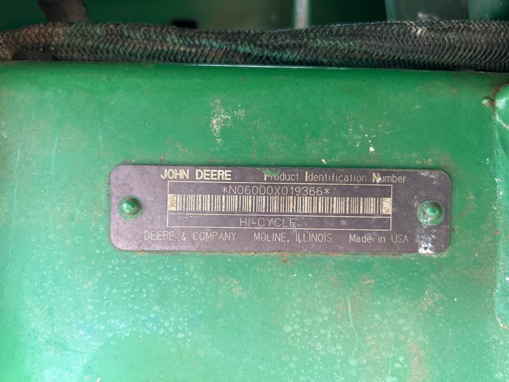 john-deere-6000-image-10
