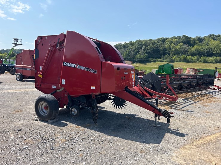 2017-case-ih-rb455a-image-2