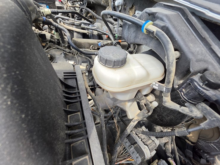 2020-ford-f150-image-28