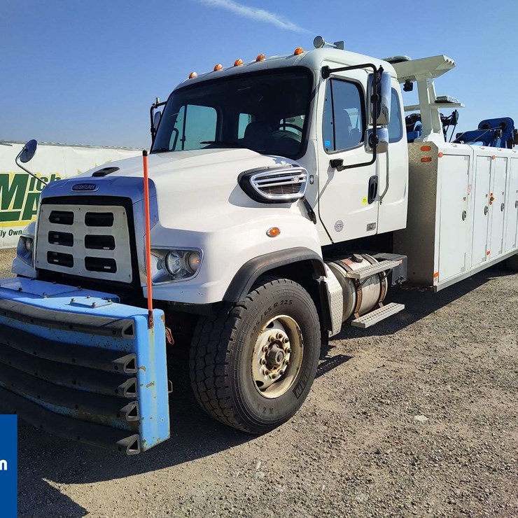 2016 FREIGHTLINER 114SD