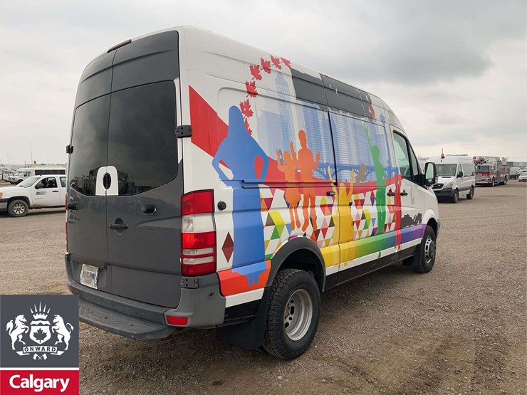 2012-mercedes-benz-sprinter-3500-image-4