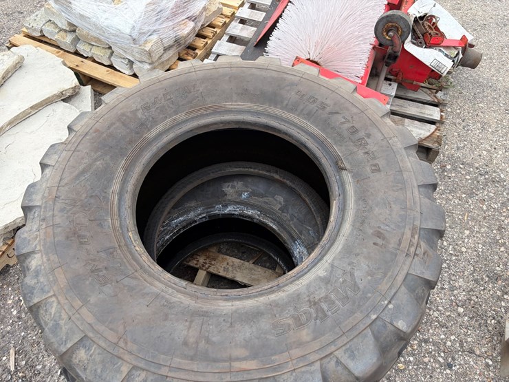 #8384-•-mitas-industrial-loader-tires-image-3