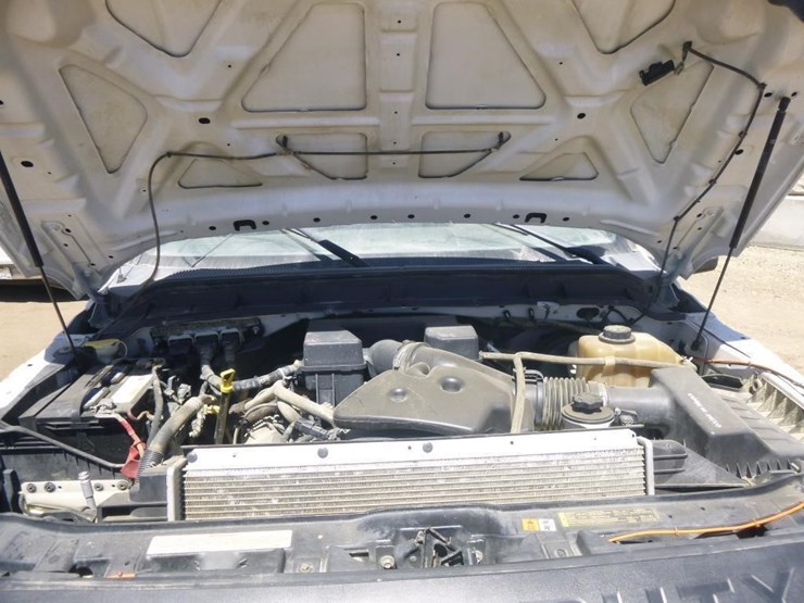 2011-ford-f350-image-24
