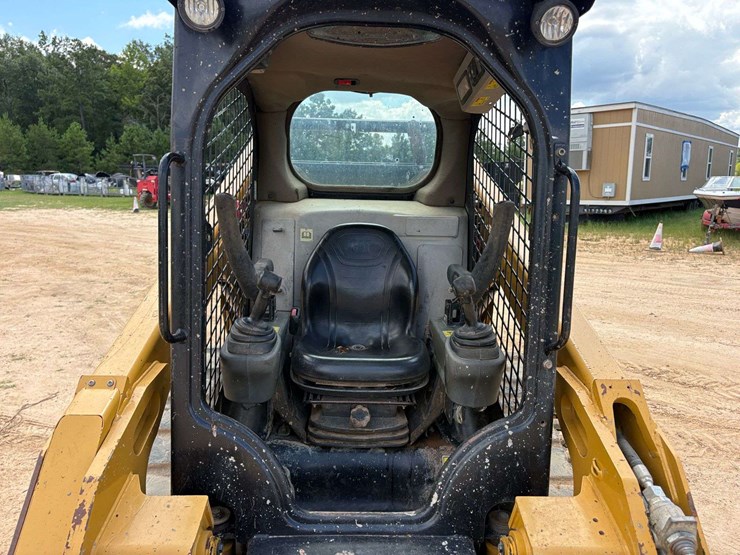 2019-caterpillar-299d2-image-7