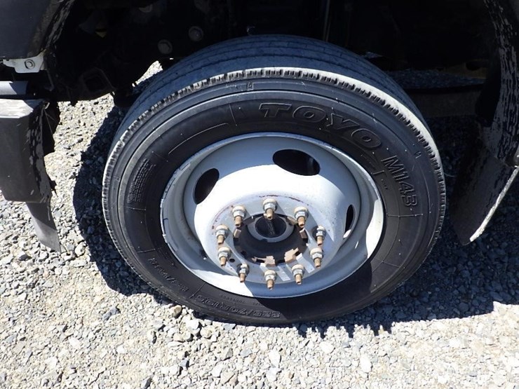2019-ford-f550-image-12