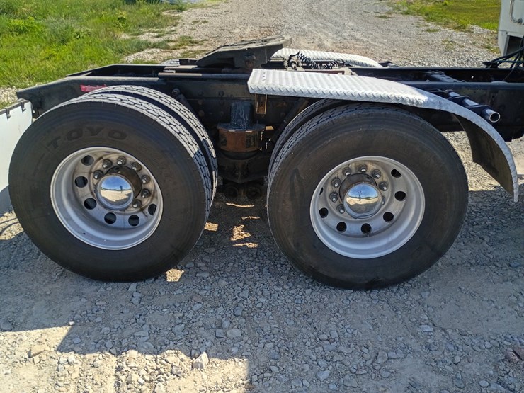 2014-western-star-4900-image-88