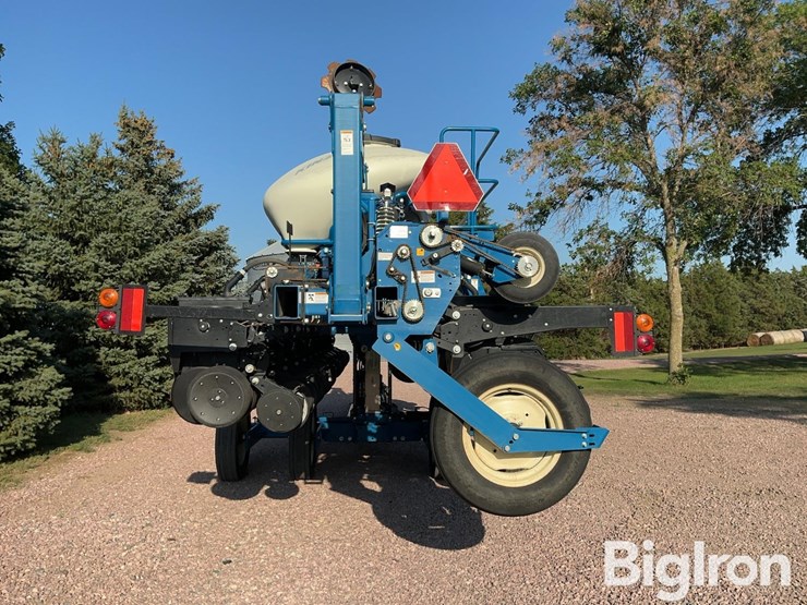 2021-kinze-3605-image-6