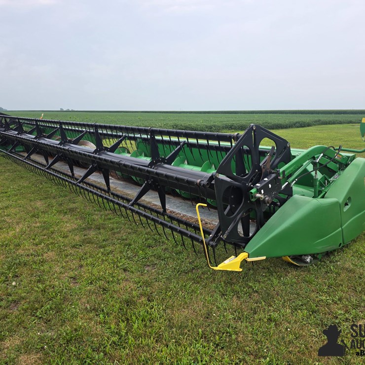 2010 JOHN DEERE 635F