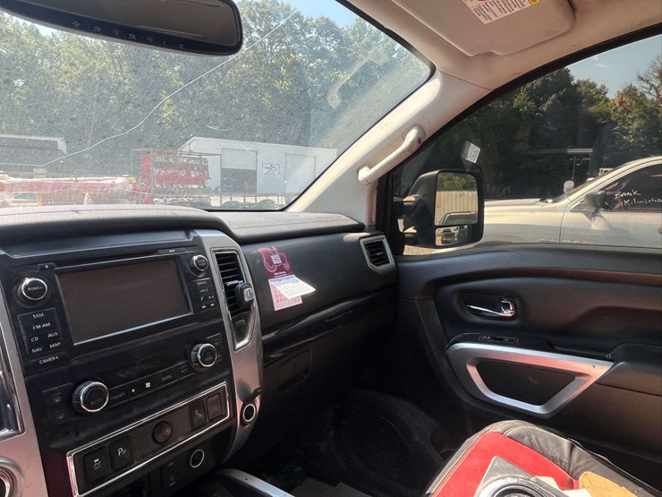 2018-nissan-titan-image-13
